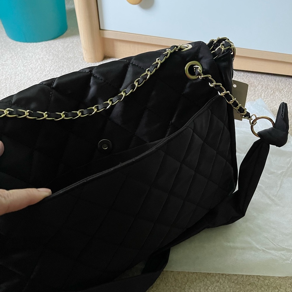 Fame Accessories Quilted Rectangular Handbag - image 4